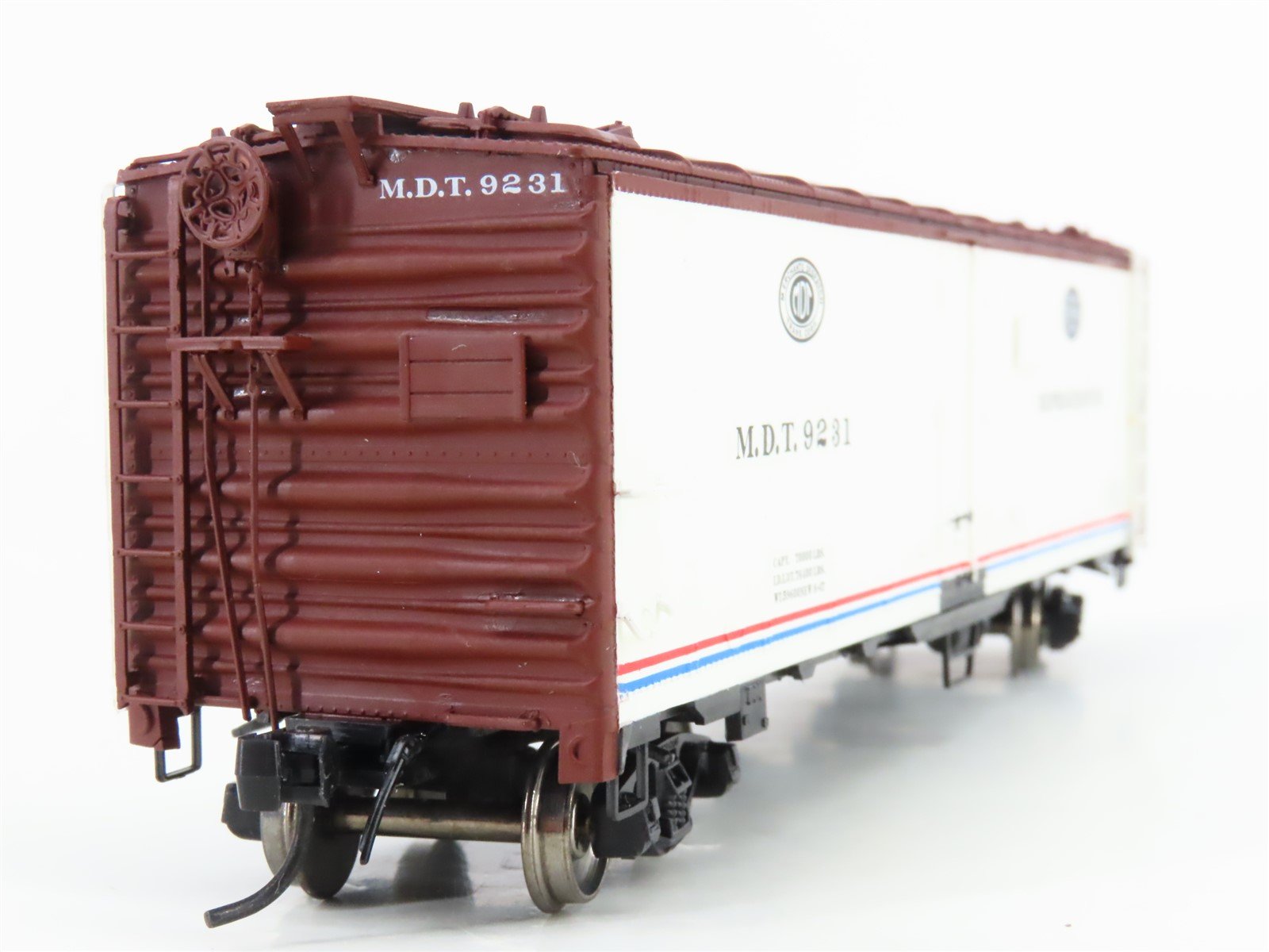 HO InterMountain 45504-31 MDT Merchants Despatch R-40-23 Steel Reefer #9231