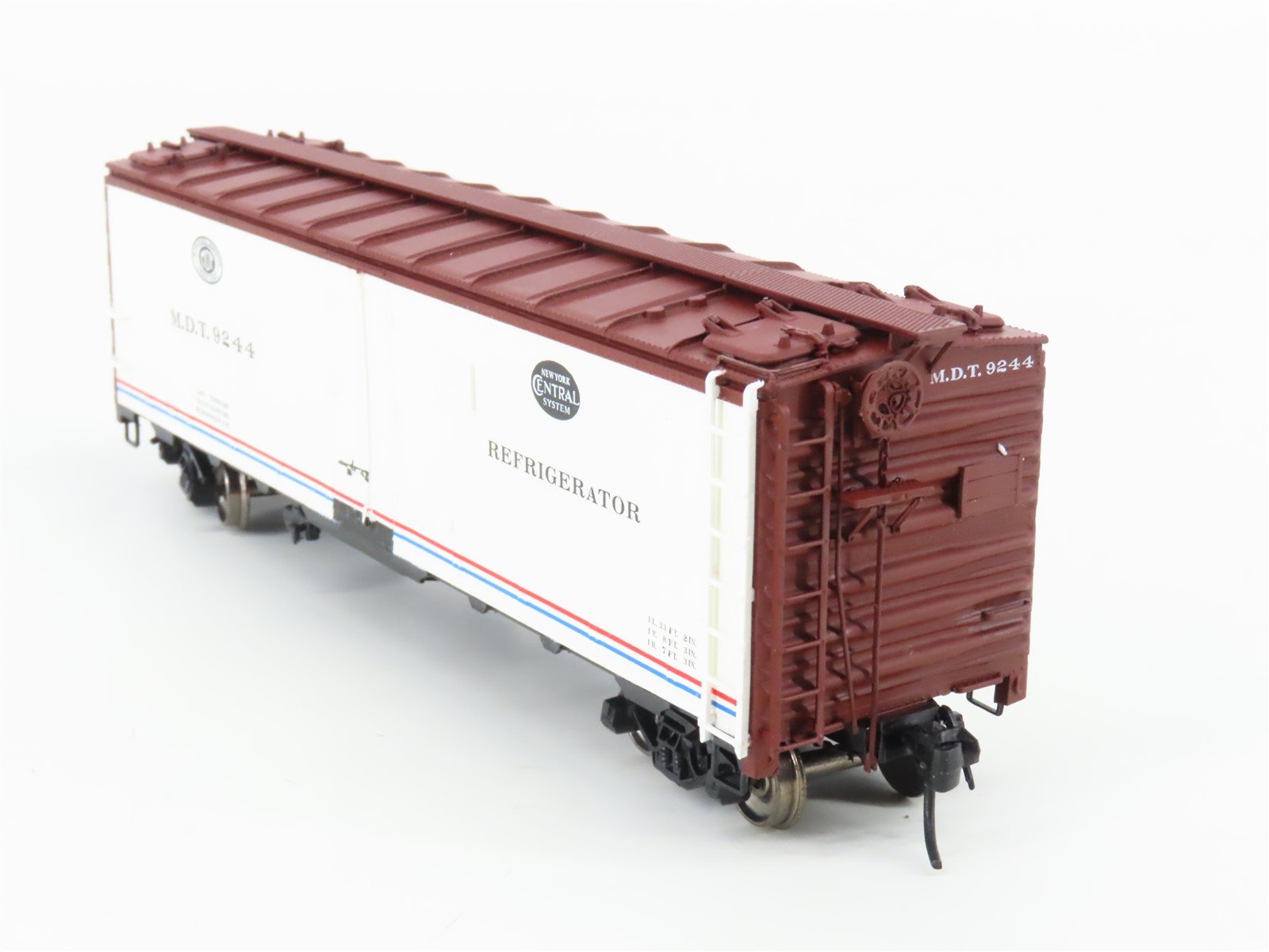 HO InterMountain 45504-30 MDT Merchants Despatch R-40-23 Steel Reefer #9244