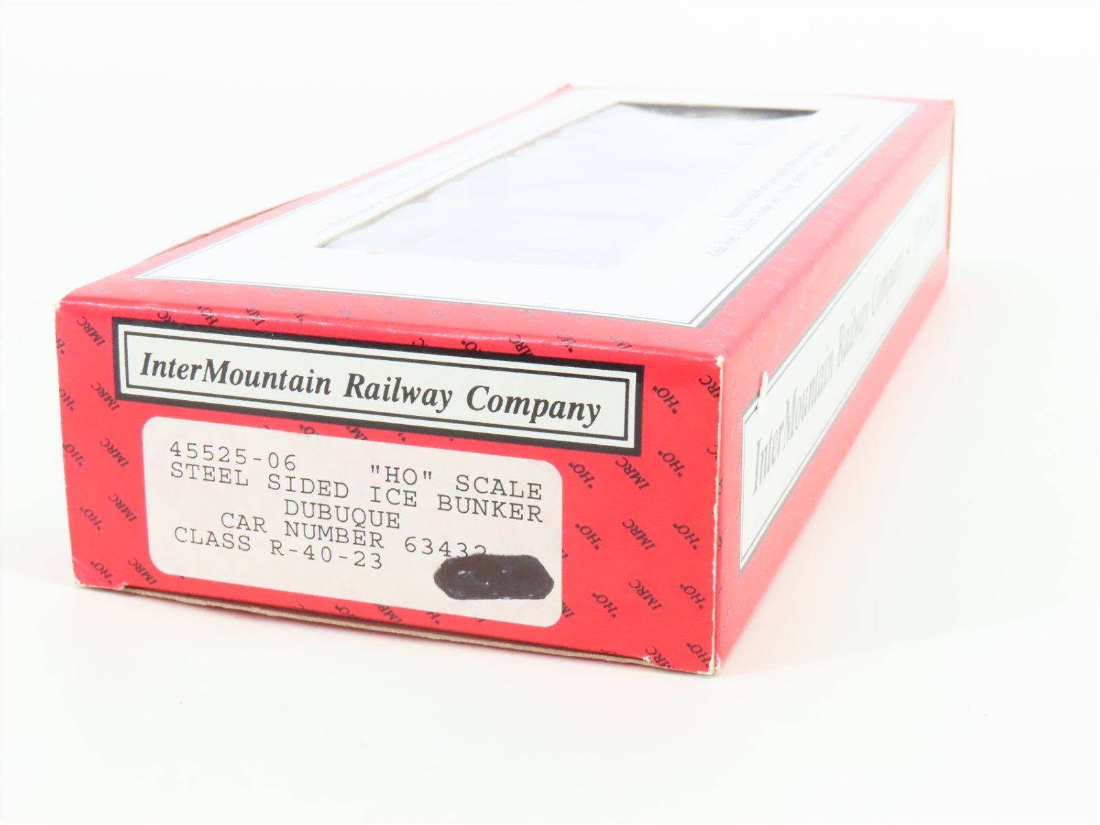 HO InterMountain 45525-06 URTX Dubuque R-40-23 Steel Ice Bunker Reefer #63432
