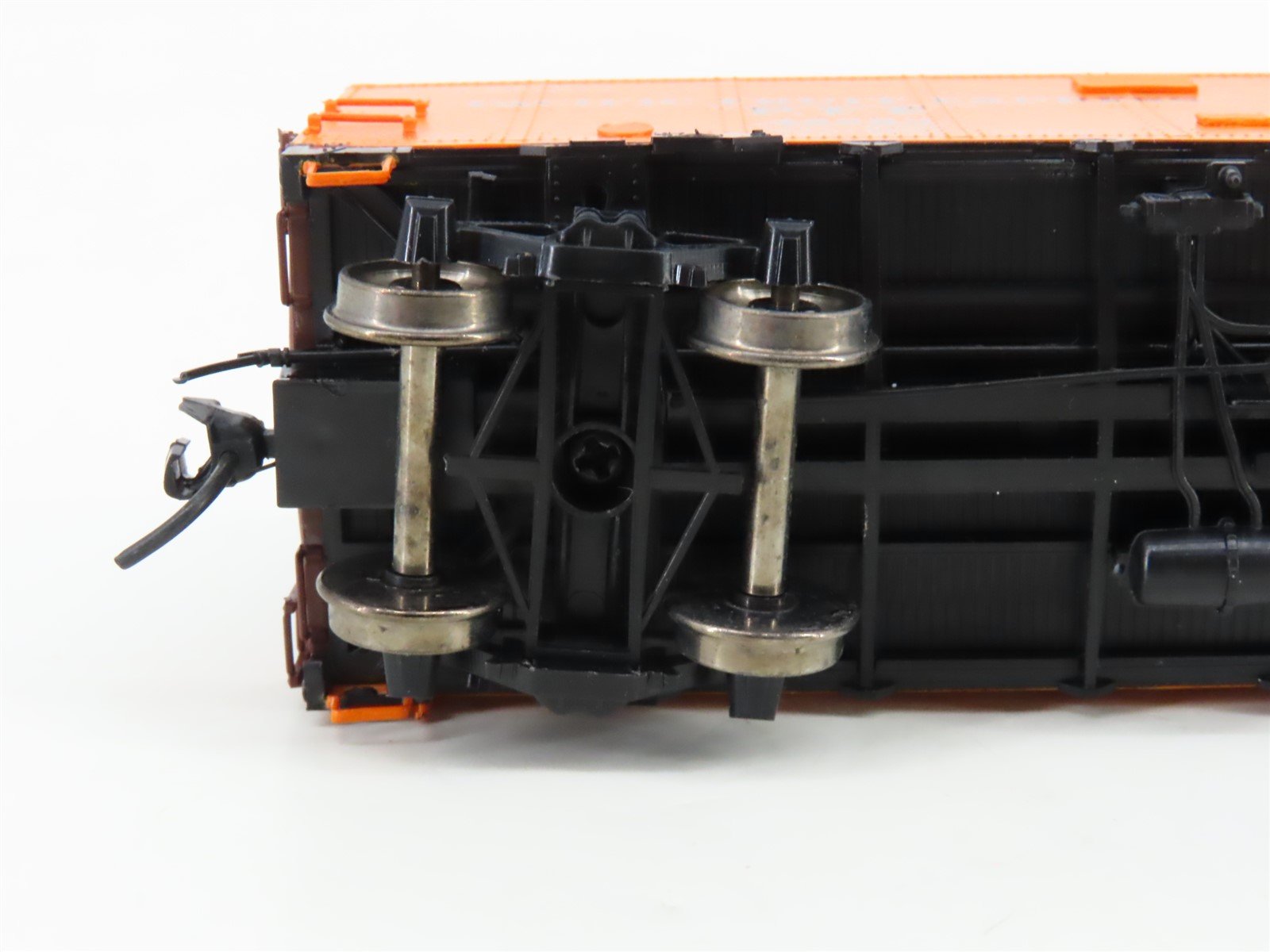HO Scale InterMountain PFE Pacific Fruit Express R-40-10 Steel Reefer #42283