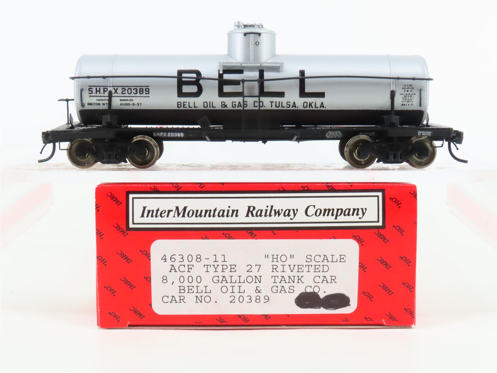 HO Scale InterMountain 46308-11 SHPX Bell Oil & Gas Single Dome Tank Car #20389