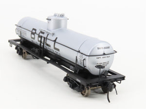 HO Scale InterMountain SHPX Bell Oil & Gas Single Dome Tank Car #20390