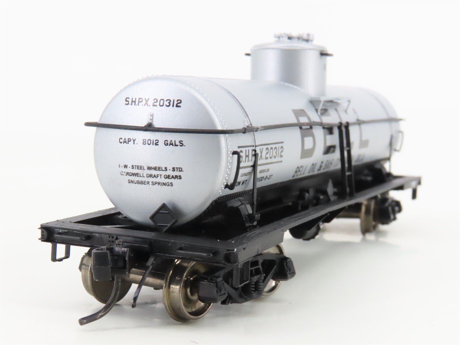 HO Scale InterMountain 46308-02 SHPX Bell Oil & Gas Single Dome Tank Car #20312