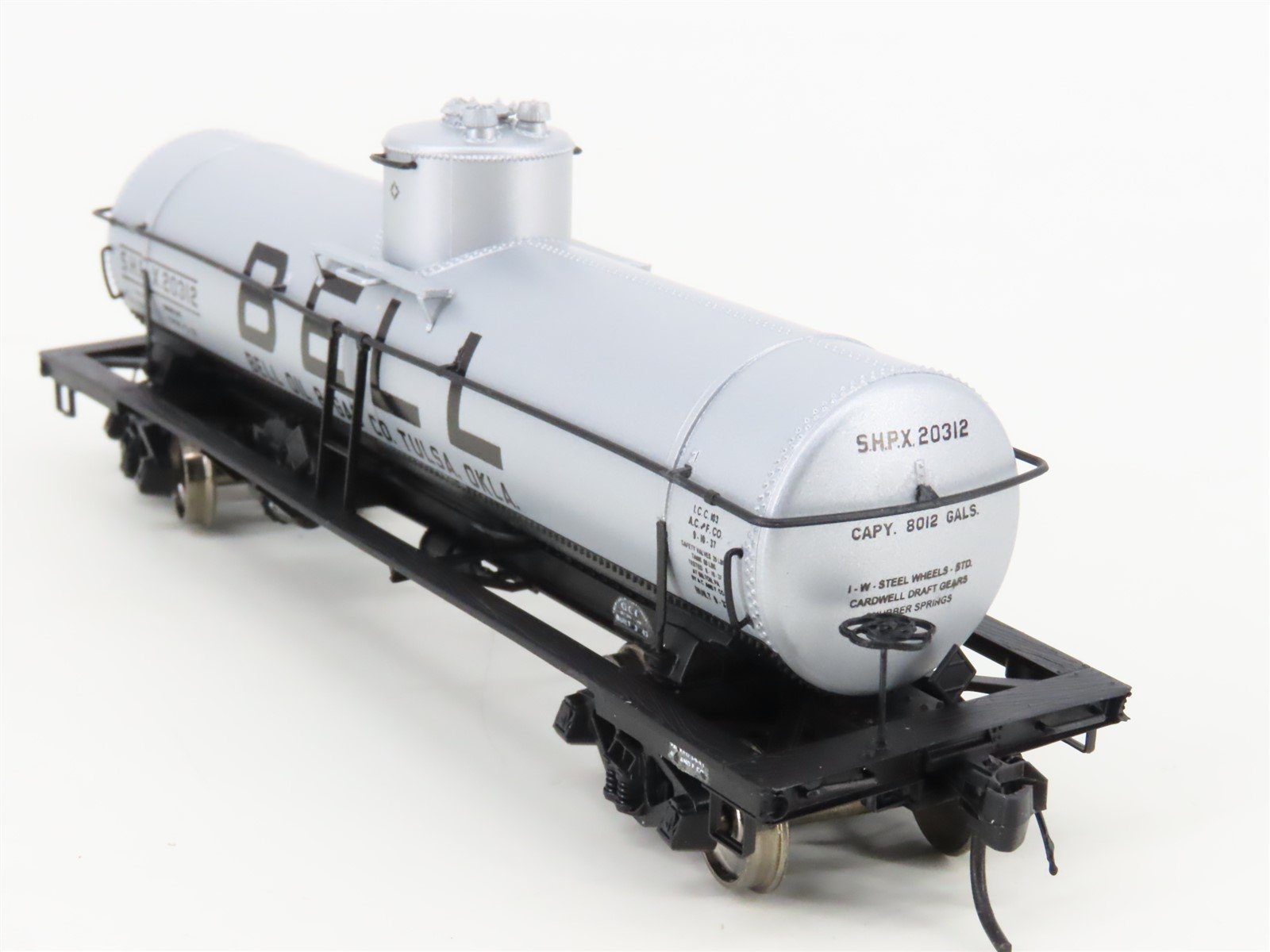 HO Scale InterMountain 46308-02 SHPX Bell Oil & Gas Single Dome Tank Car #20312