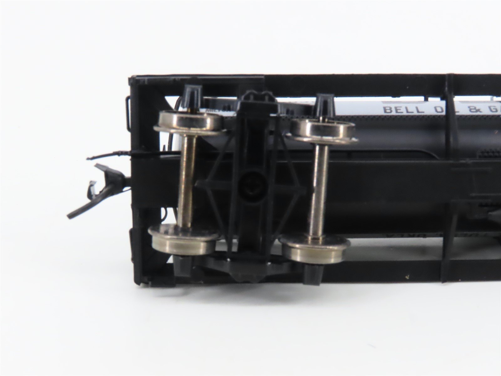 HO Scale InterMountain 46308-02 SHPX Bell Oil & Gas Single Dome Tank Car #20312