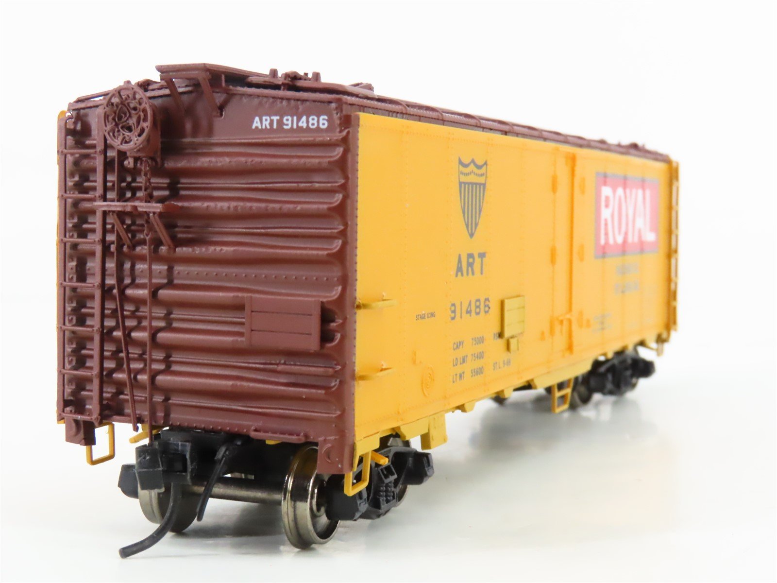 HO Scale InterMountain 45534-05 ART Royal Packing R-40-23 Steel Reefer #91486
