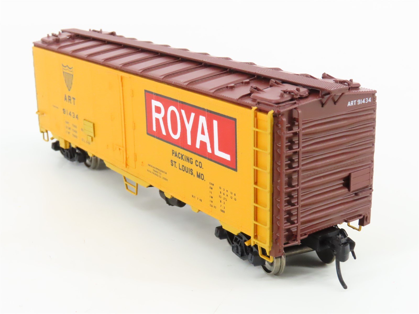 HO Scale InterMountain 45534-04 ART Royal Packing R-40-23 Steel Reefer #91434