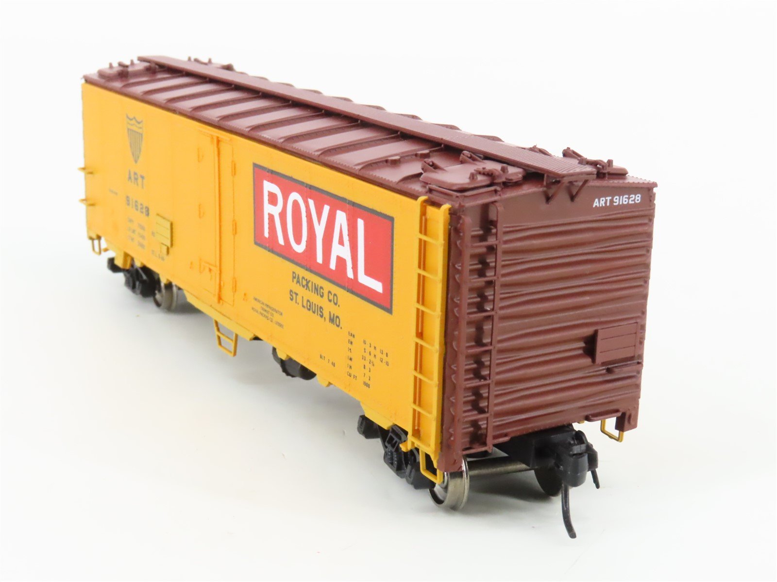 HO Scale InterMountain 45534-10 ART Royal Packing R-40-23 Steel Reefer #91628