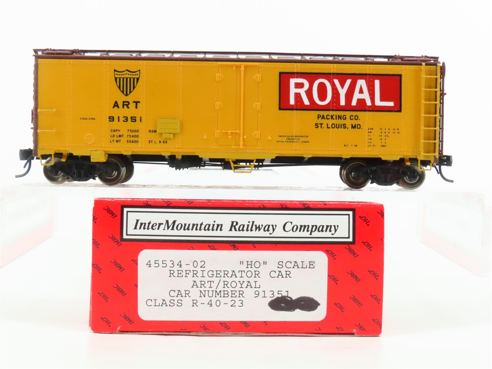 HO Scale InterMountain 45534-02 ART Royal Packing R-40-23 Steel Reefer #91351