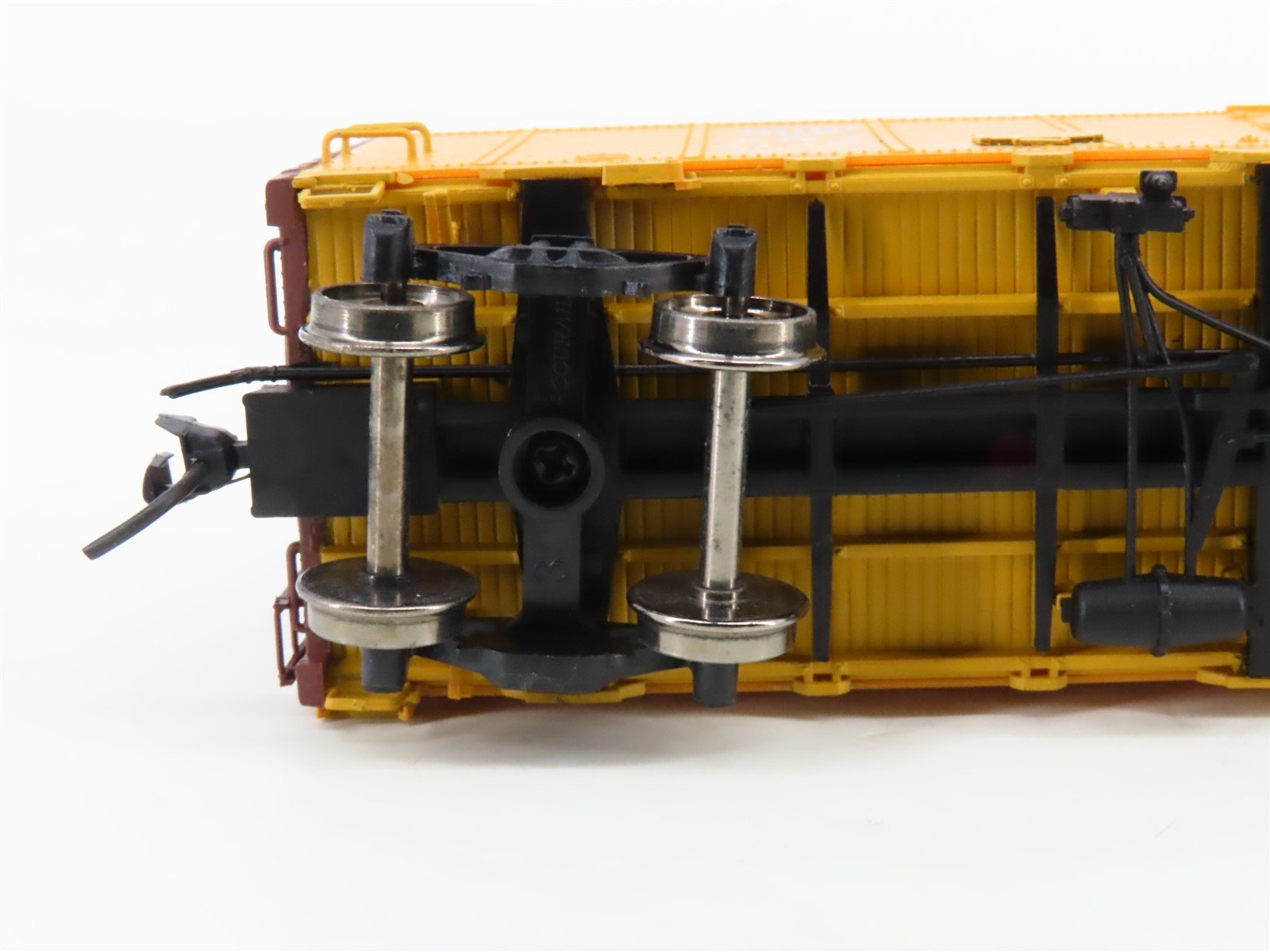 HO Scale InterMountain 45534-02 ART Royal Packing R-40-23 Steel Reefer #91351