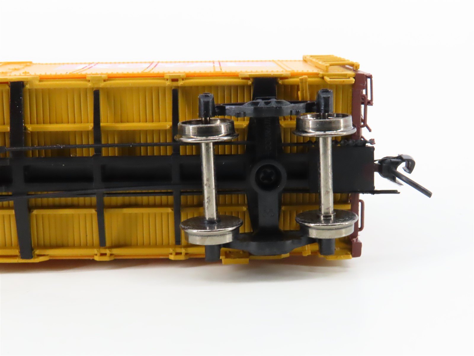 HO Scale InterMountain 45534-02 ART Royal Packing R-40-23 Steel Reefer #91351