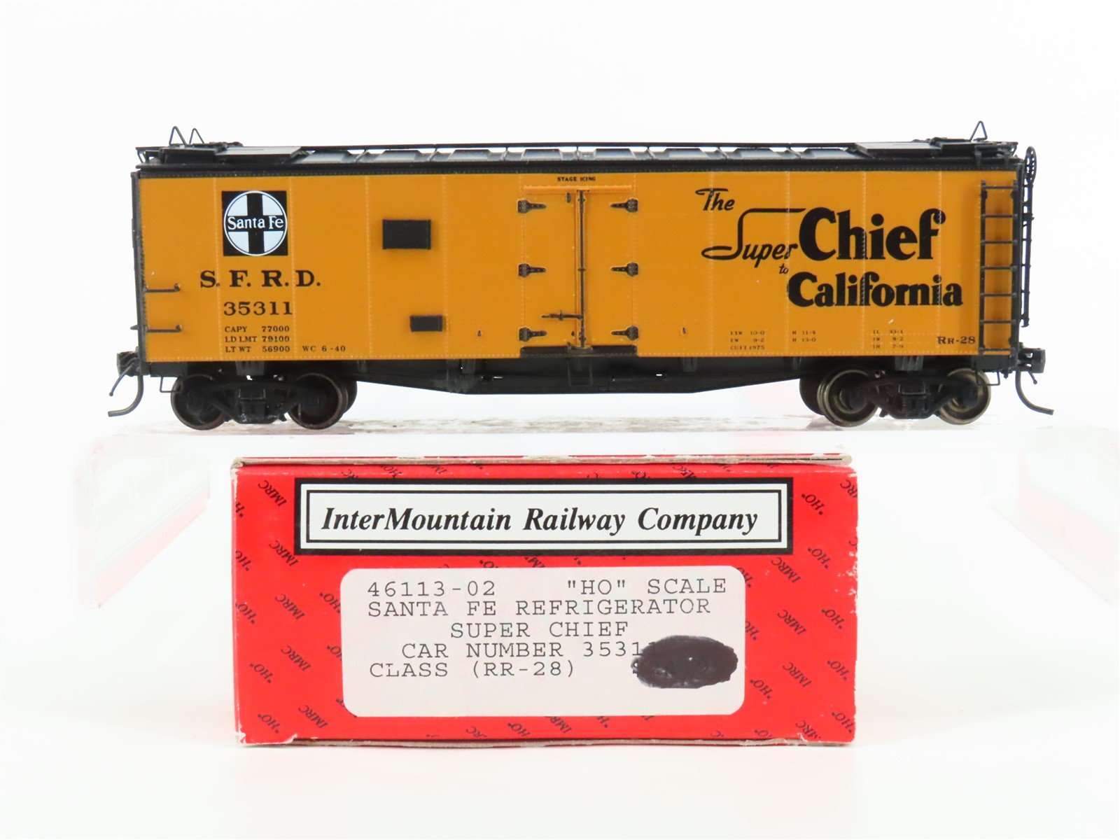 HO InterMountain 46113 -02 SFRD ATSF "Super Chief / Map" 40' Steel Reefer #35311