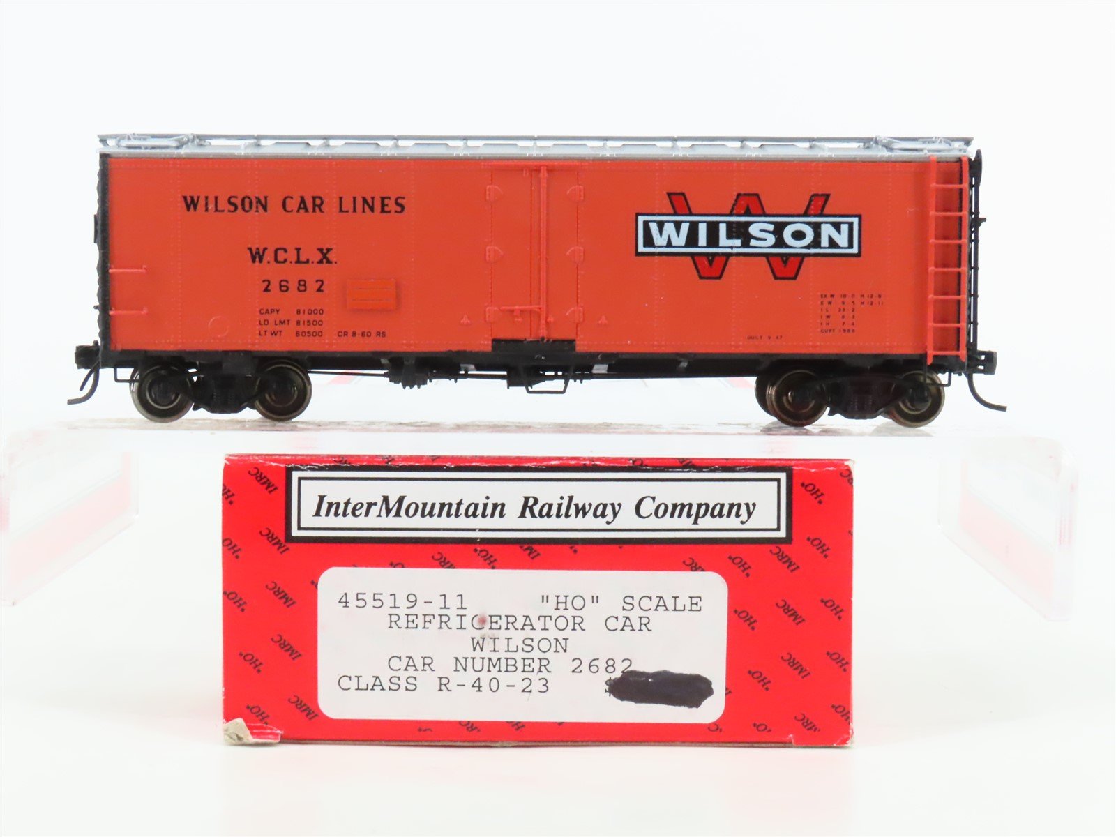 HO Scale InterMountain 45519-11 WCLX Wilson Car Lines R-40-23 Steel Reefer #2682