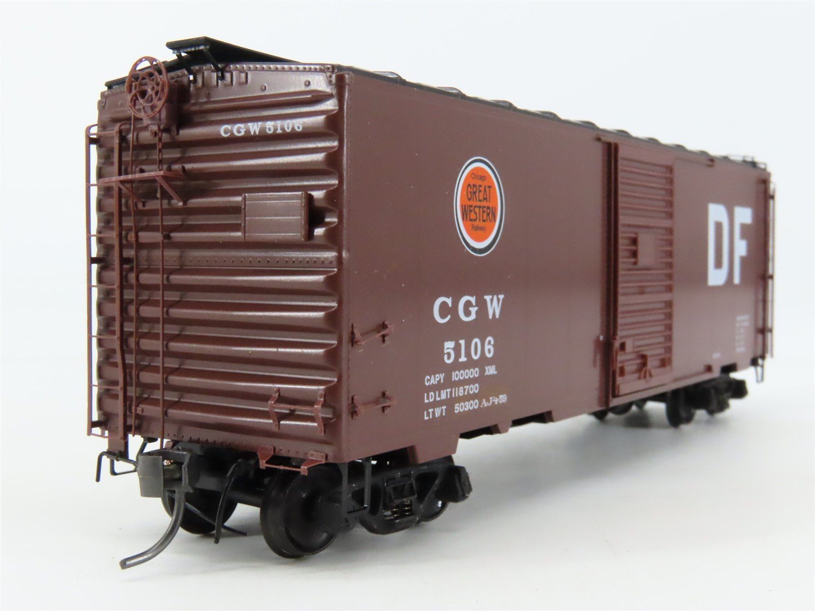HO Scale Kadee 4022 CGW Chicago Great Western 40' PS-1 Single Door Box Car #5106