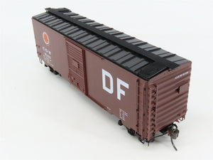 HO Scale Kadee 4022 CGW Chicago Great Western 40' PS-1 Single Door Box Car #5106