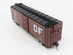 HO Scale Kadee 4022 CGW Chicago Great Western 40' PS-1 Single Door Box Car #5106