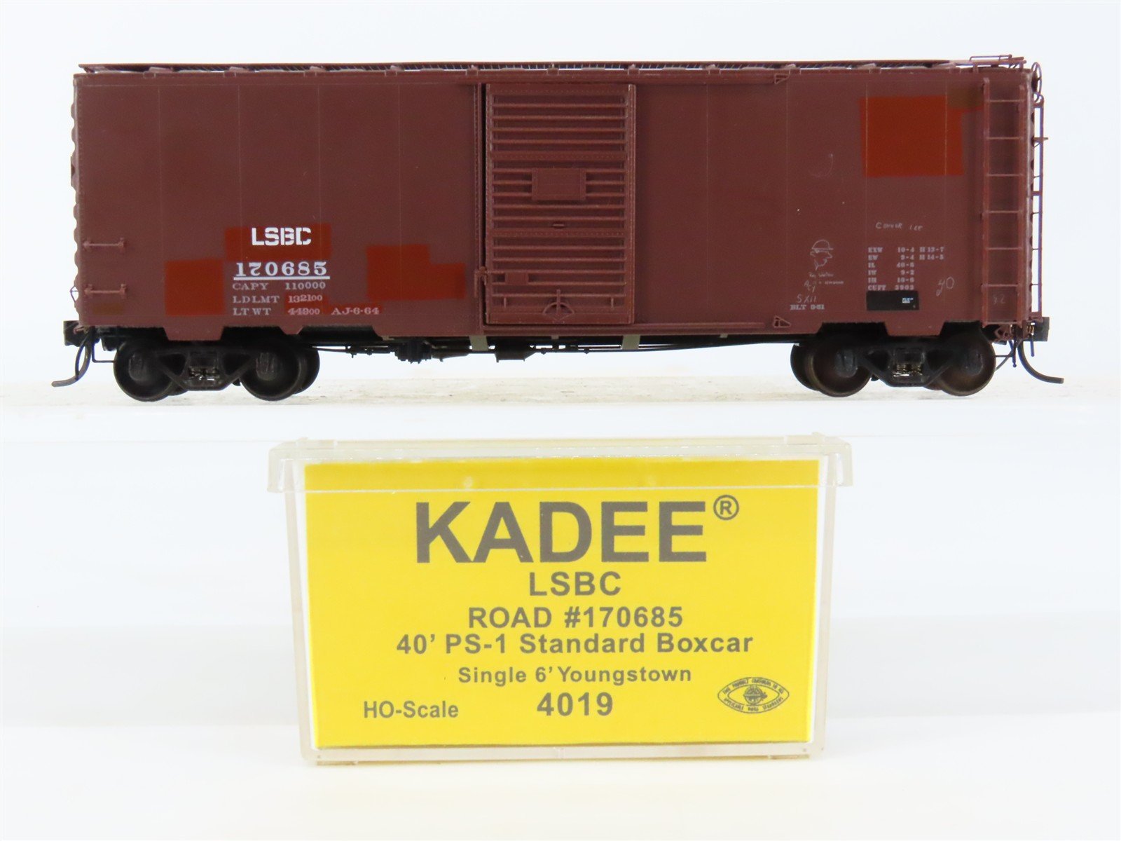 HO Scale Kadee 4019 LSBC LaSalle & Bureau County 40' Box Car #170685 w/ Graffiti