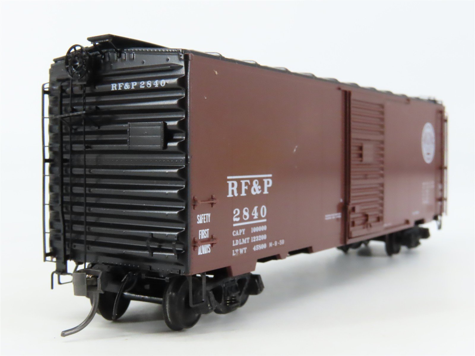 HO Scale Kadee 4303 RF&P Capital Cities Route 40' PS-1 Single Door Box Car #2840