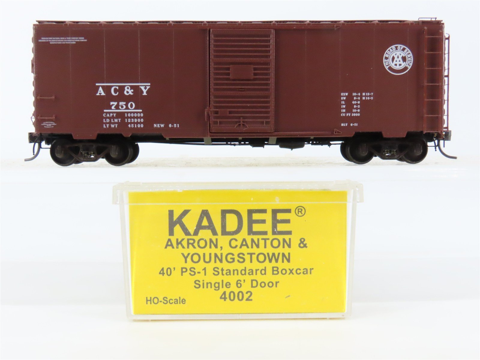 HO Scale Kadee 4002 AC&Y "The Road Of Service" 40' PS-1 Single Door Box Car #750