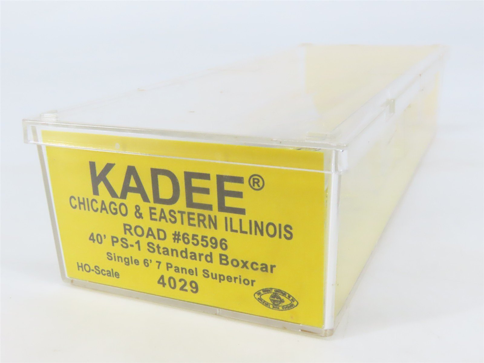 HO Scale Kadee 4029 C&EI Chicago & Eastern Illinois 40' PS-1 Box Car #65596