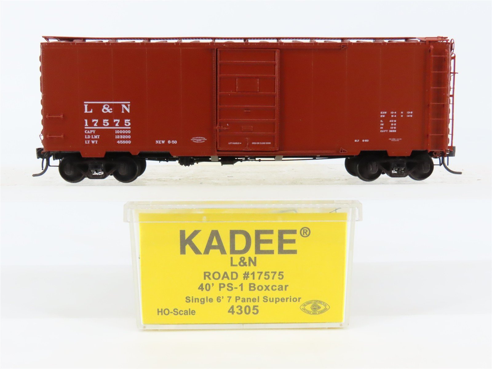 HO Scale Kadee 4305 L&N Louisville & Nashville 40' PS-1 Box Car #17575