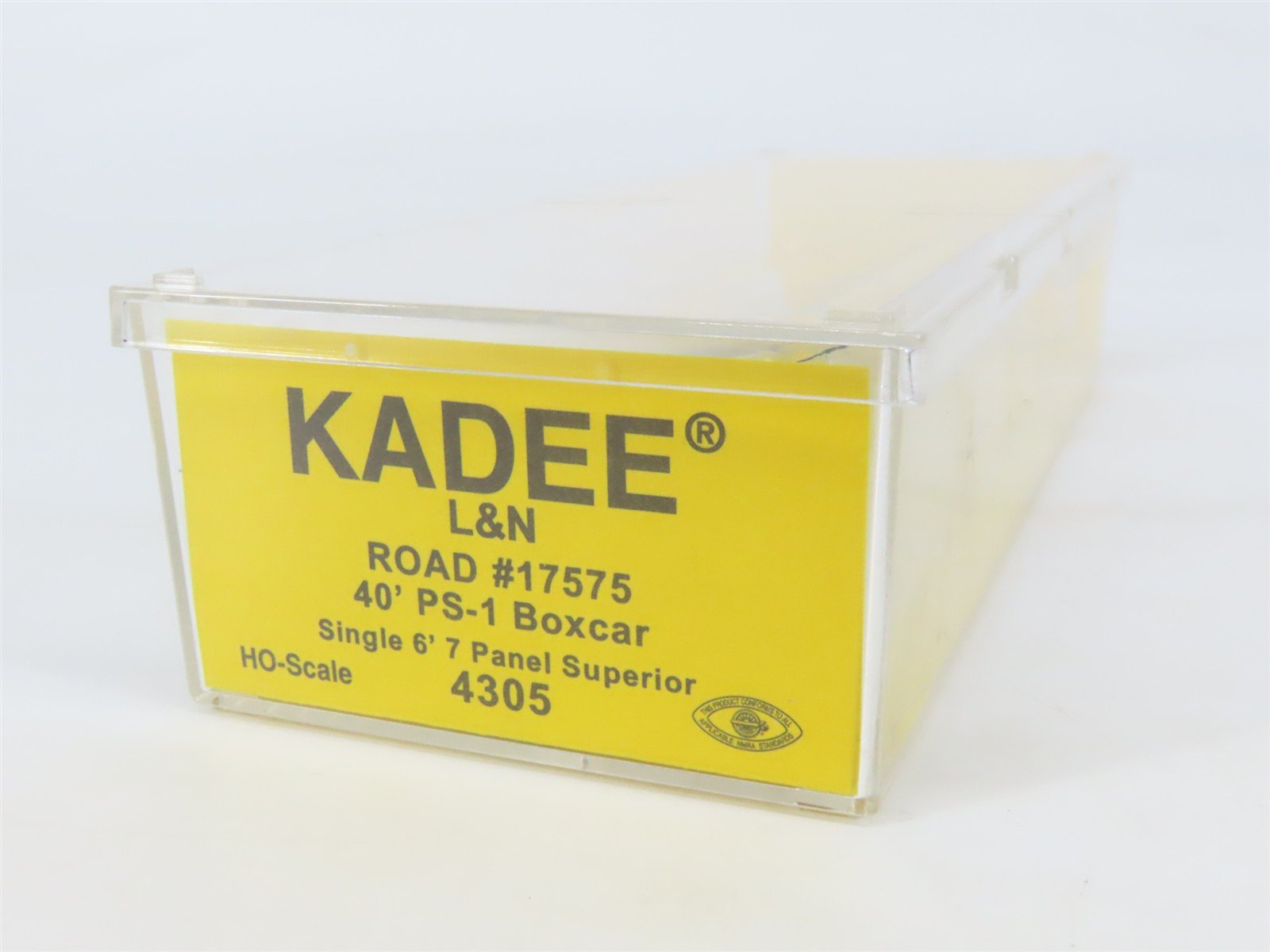 HO Scale Kadee 4305 L&N Louisville & Nashville 40' PS-1 Box Car #17575