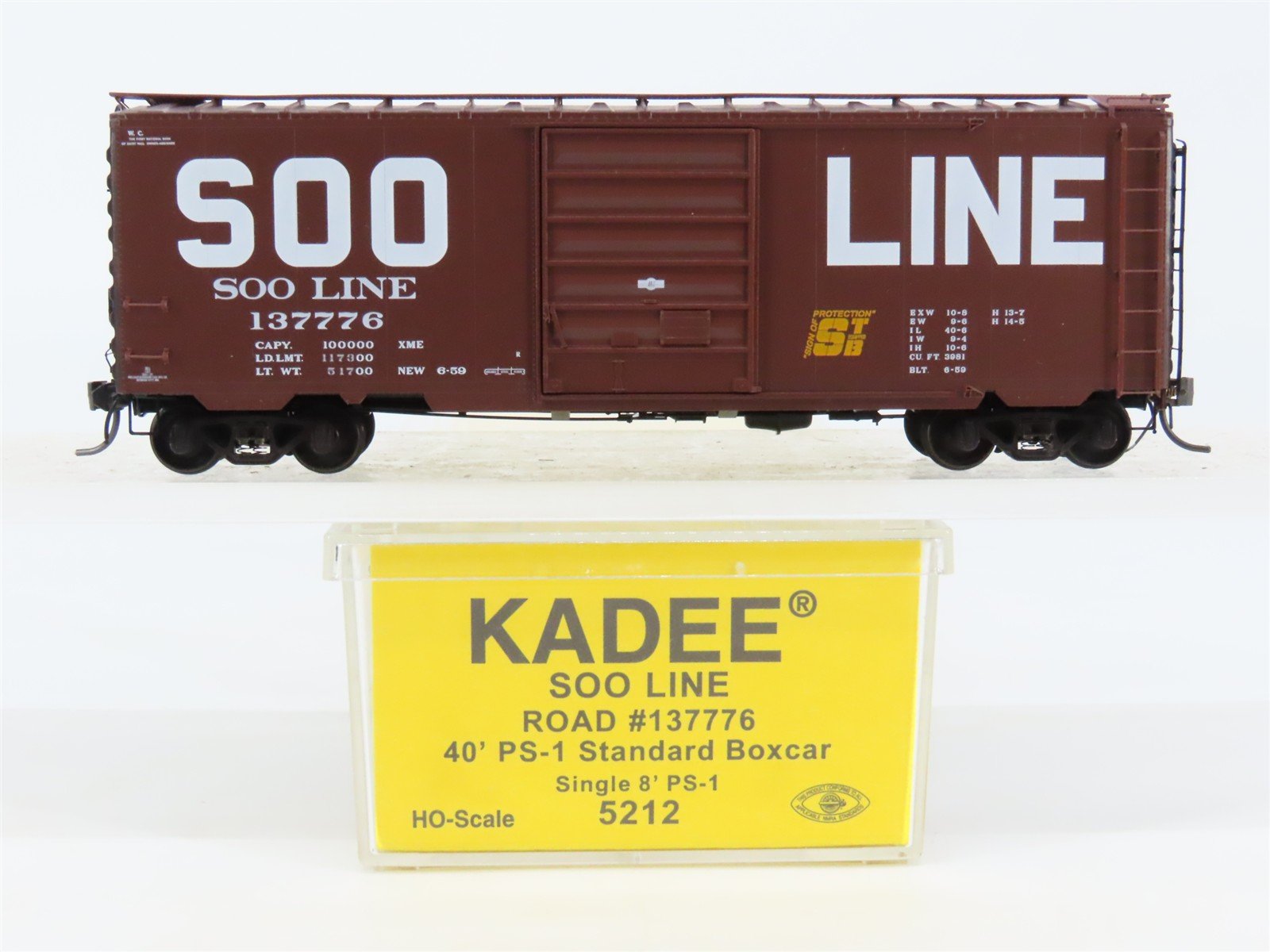 HO Scale Kadee 5212 SOO Line 40' PS-1 Single Door Box Car #137776