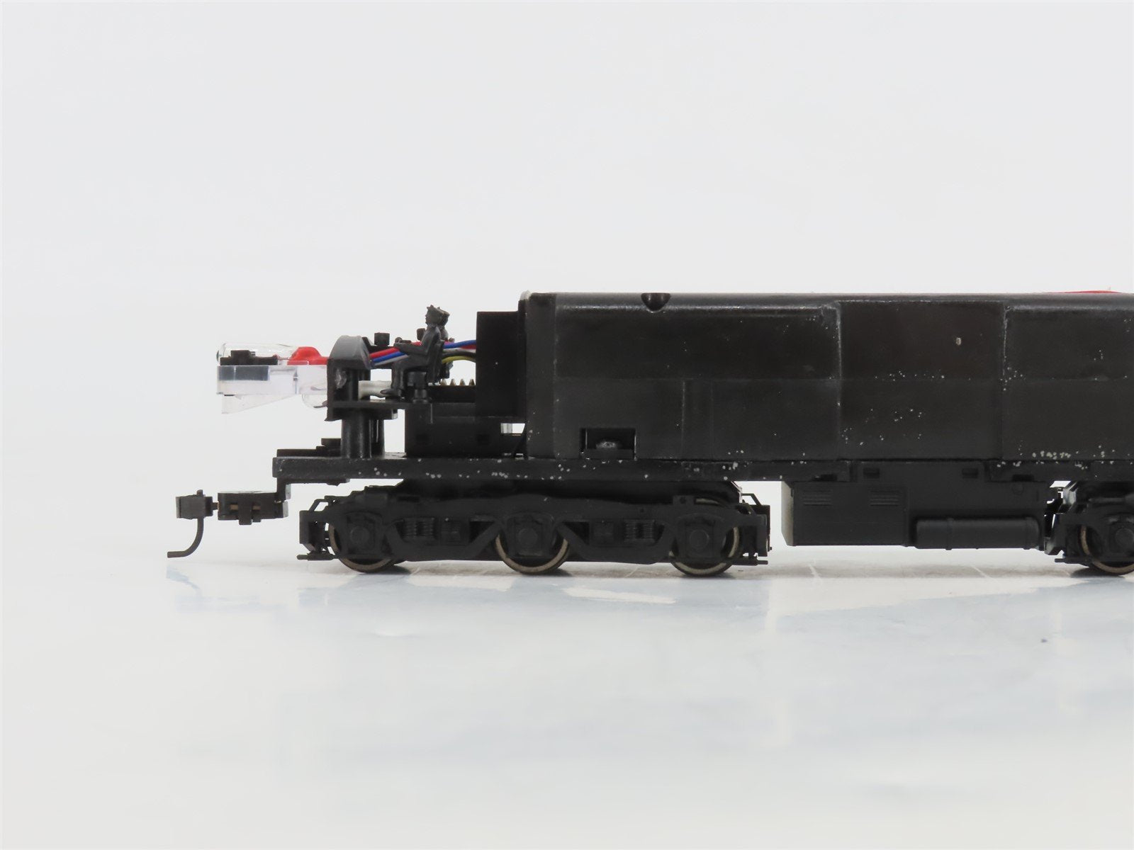 HO Scale Proto 2000 21631 Undecorated ALCO PA Diesel Locomotive - DCC Ready