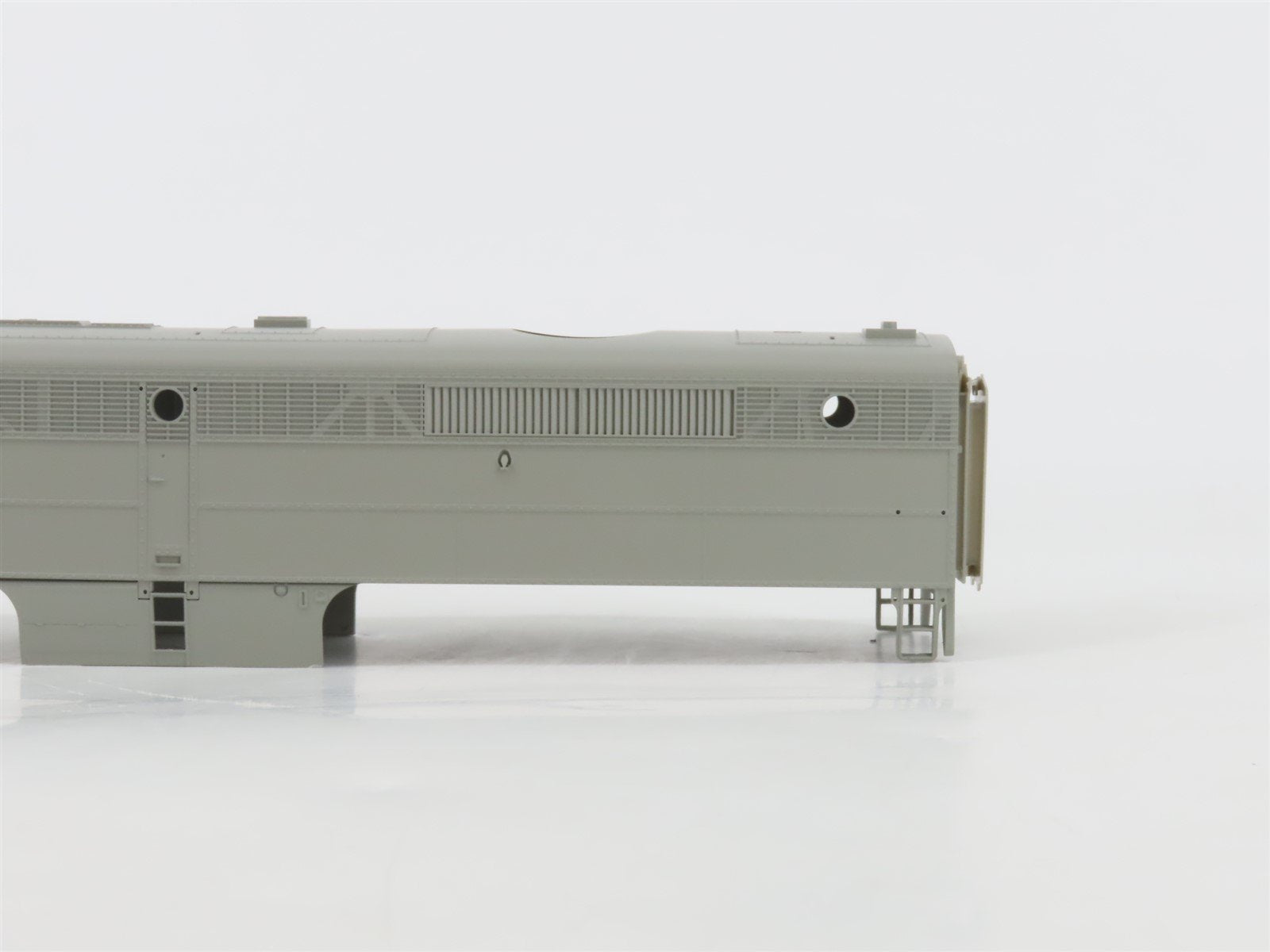 HO Scale Proto 2000 21631 Undecorated ALCO PA Diesel Locomotive - DCC Ready