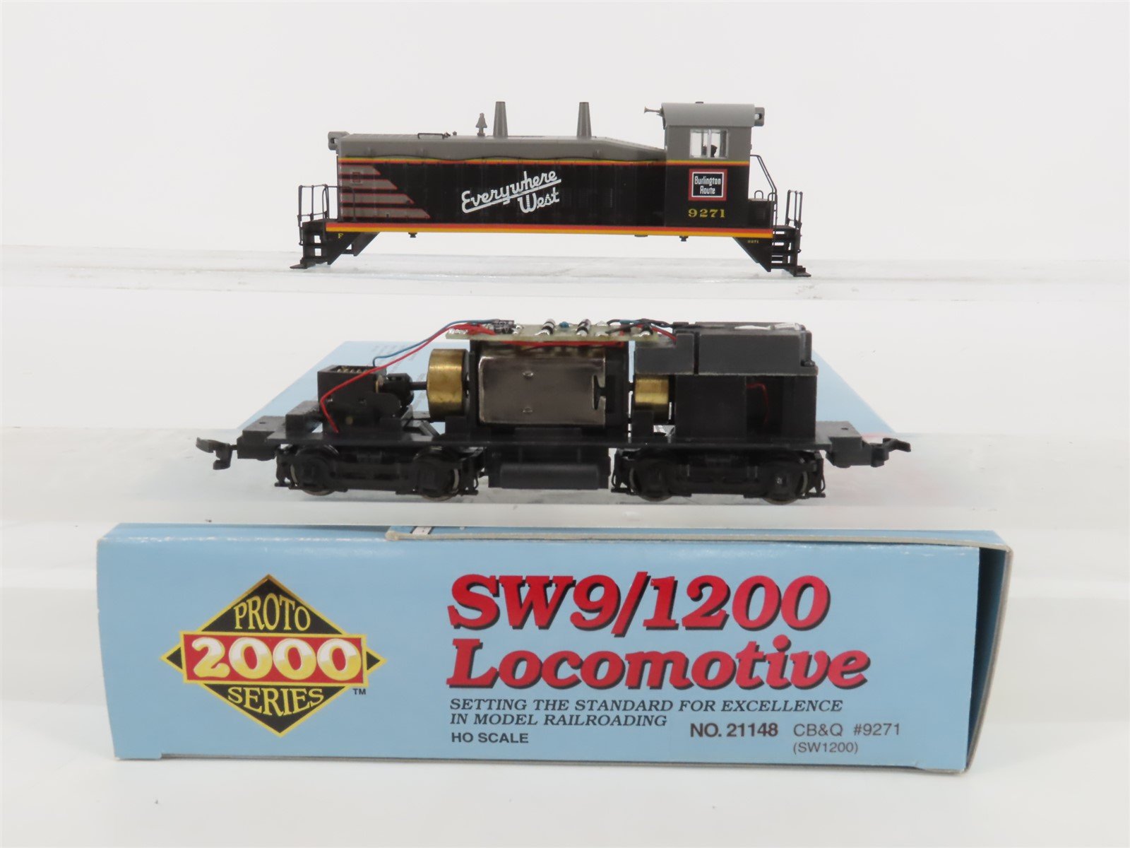 HO Scale Proto 2000 21148 CB&Q Burlington Route EMD SW1200 Diesel Switcher #9271