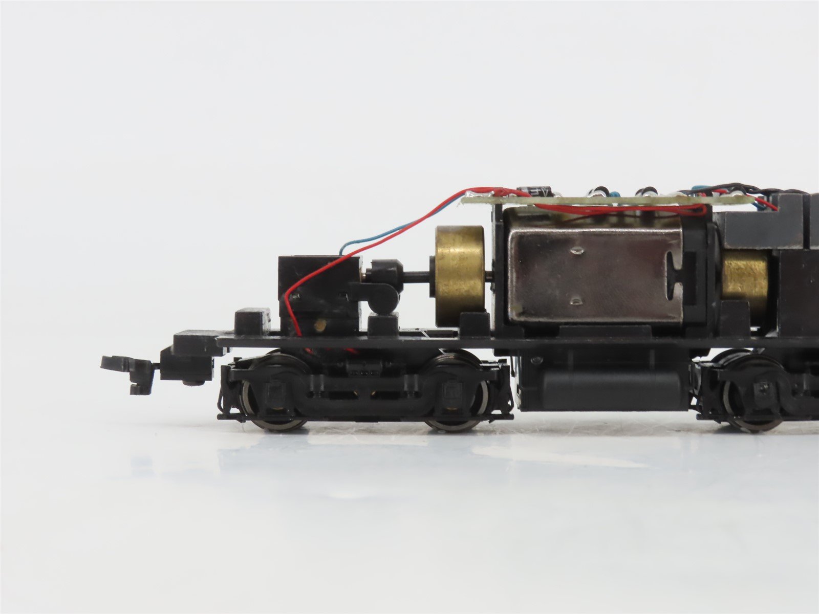 HO Scale Proto 2000 21148 CB&Q Burlington Route EMD SW1200 Diesel Switcher #9271