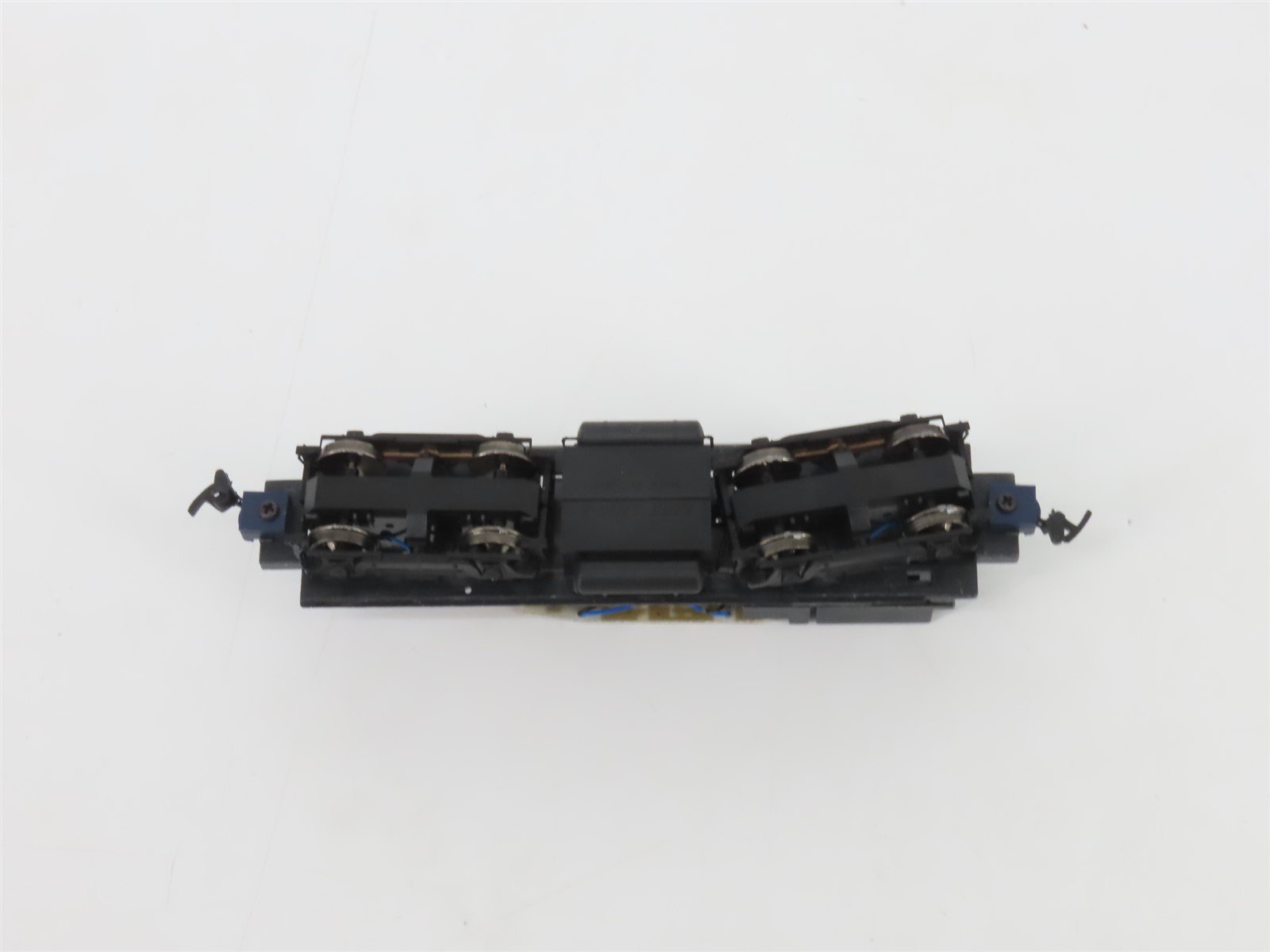 HO Scale Proto 2000 21146 C&O Chesapeake & Ohio EMD SW9 Diesel Switcher #5088