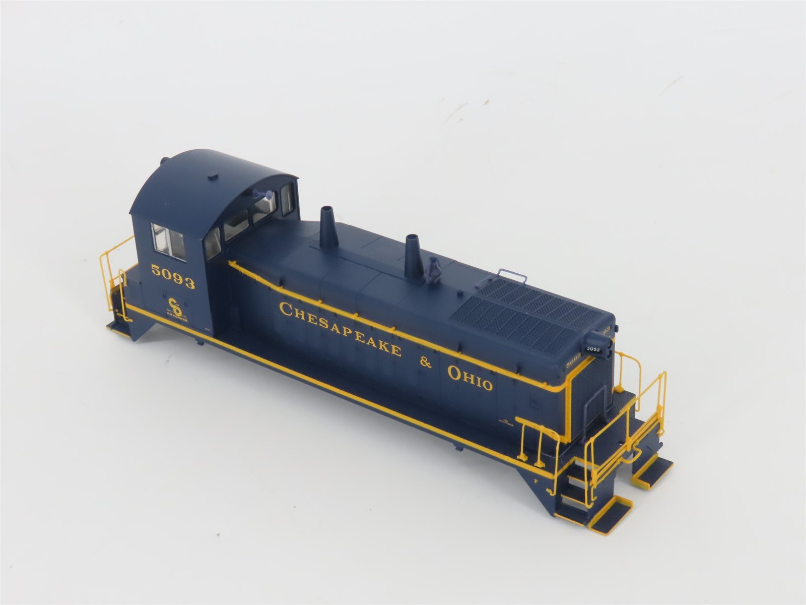 HO Scale Proto 2000 21147 C&O Chesapeake & Ohio EMD SW9 Diesel Switcher #5093