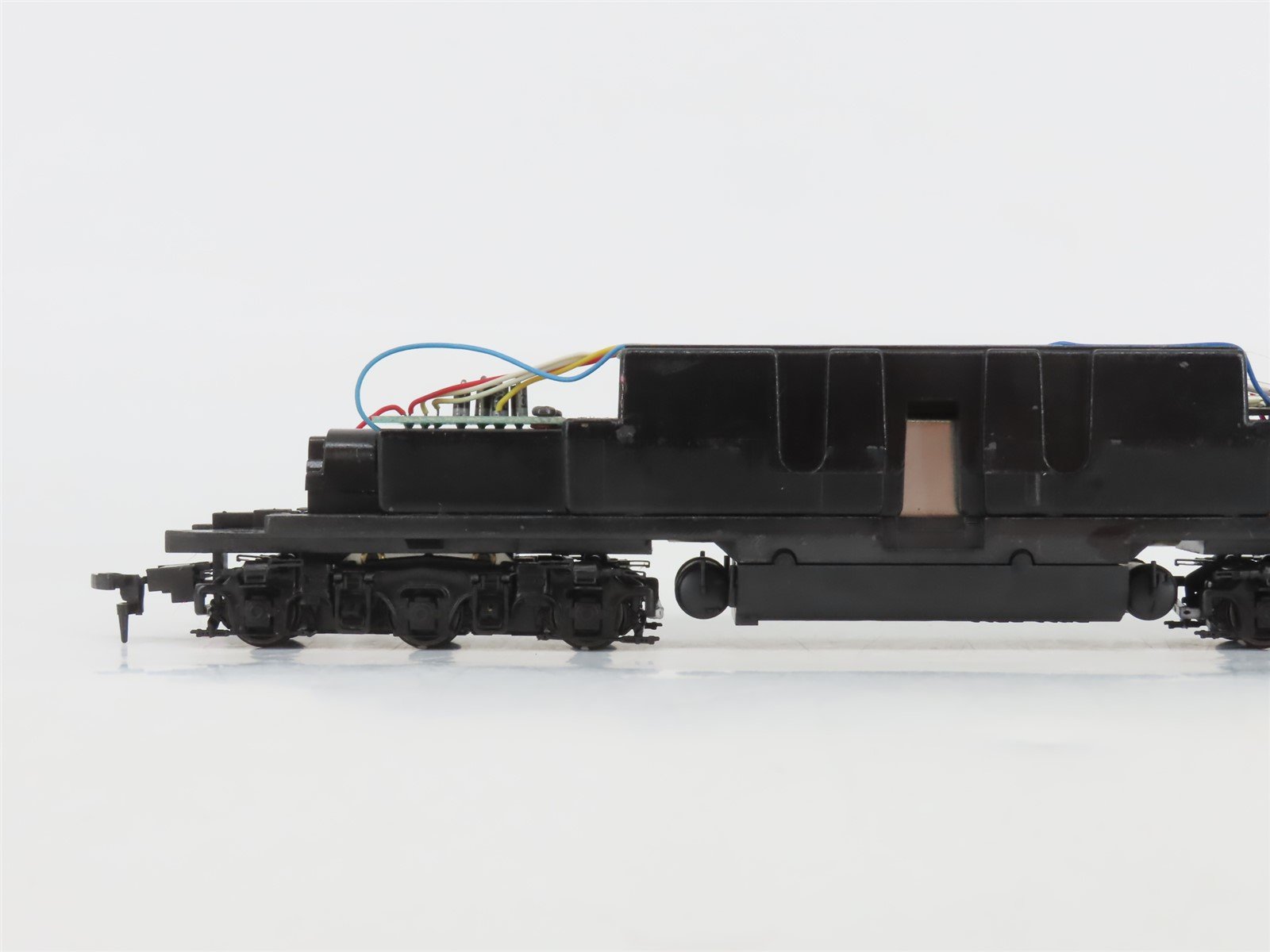 HO Scale Proto 2000 8118 B&O Baltimore & Ohio EMD E8/9A Diesel Locomotive #92