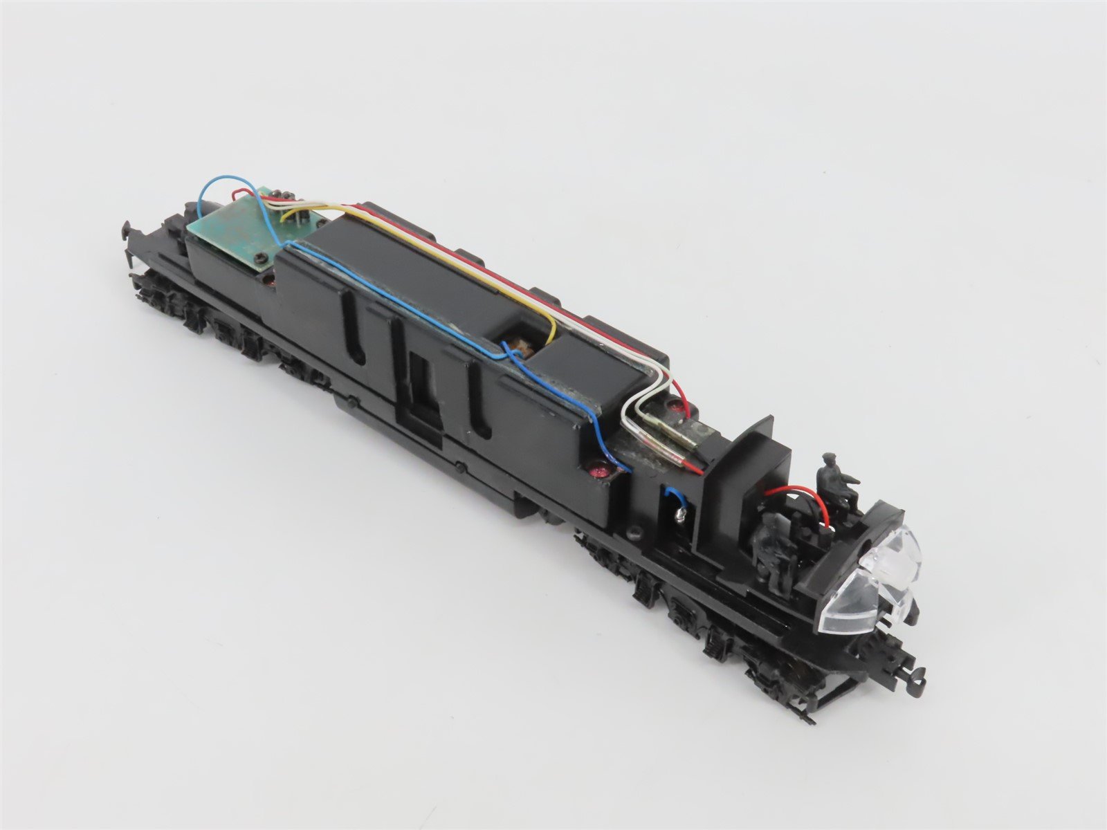 HO Scale Proto 2000 8118 B&O Baltimore & Ohio EMD E8/9A Diesel Locomotive #92