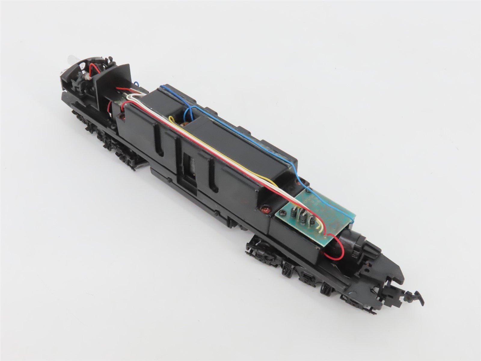 HO Scale Proto 2000 8118 B&O Baltimore & Ohio EMD E8/9A Diesel Locomotive #92