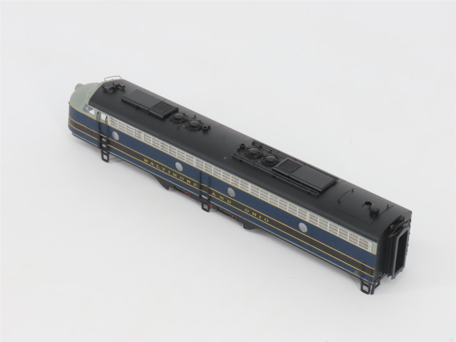 HO Scale Proto 2000 8118 B&O Baltimore & Ohio EMD E8/9A Diesel Locomotive #92