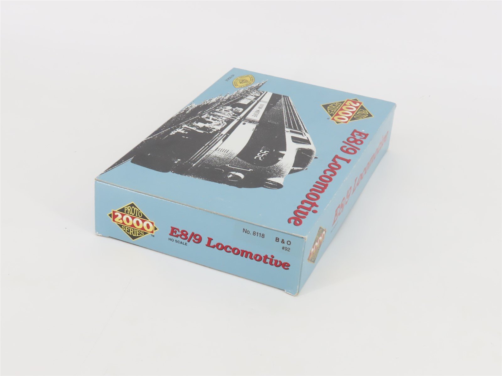 HO Scale Proto 2000 8118 B&O Baltimore & Ohio EMD E8/9A Diesel Locomotive #92