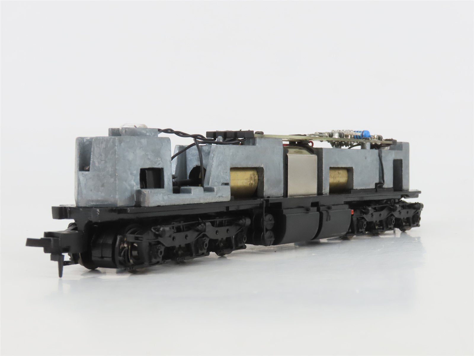HO Scale Proto 2000 8225 CB&Q Burlington Route EMD SD7 Diesel #303 - DCC Ready