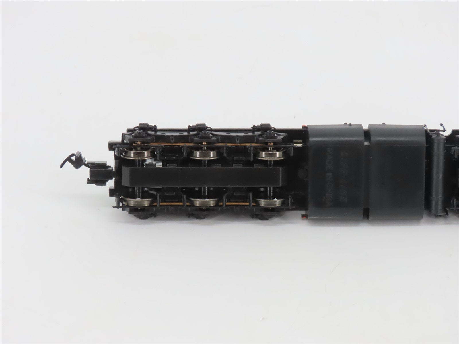 HO Scale Proto 2000 8225 CB&Q Burlington Route EMD SD7 Diesel #303 - DCC Ready