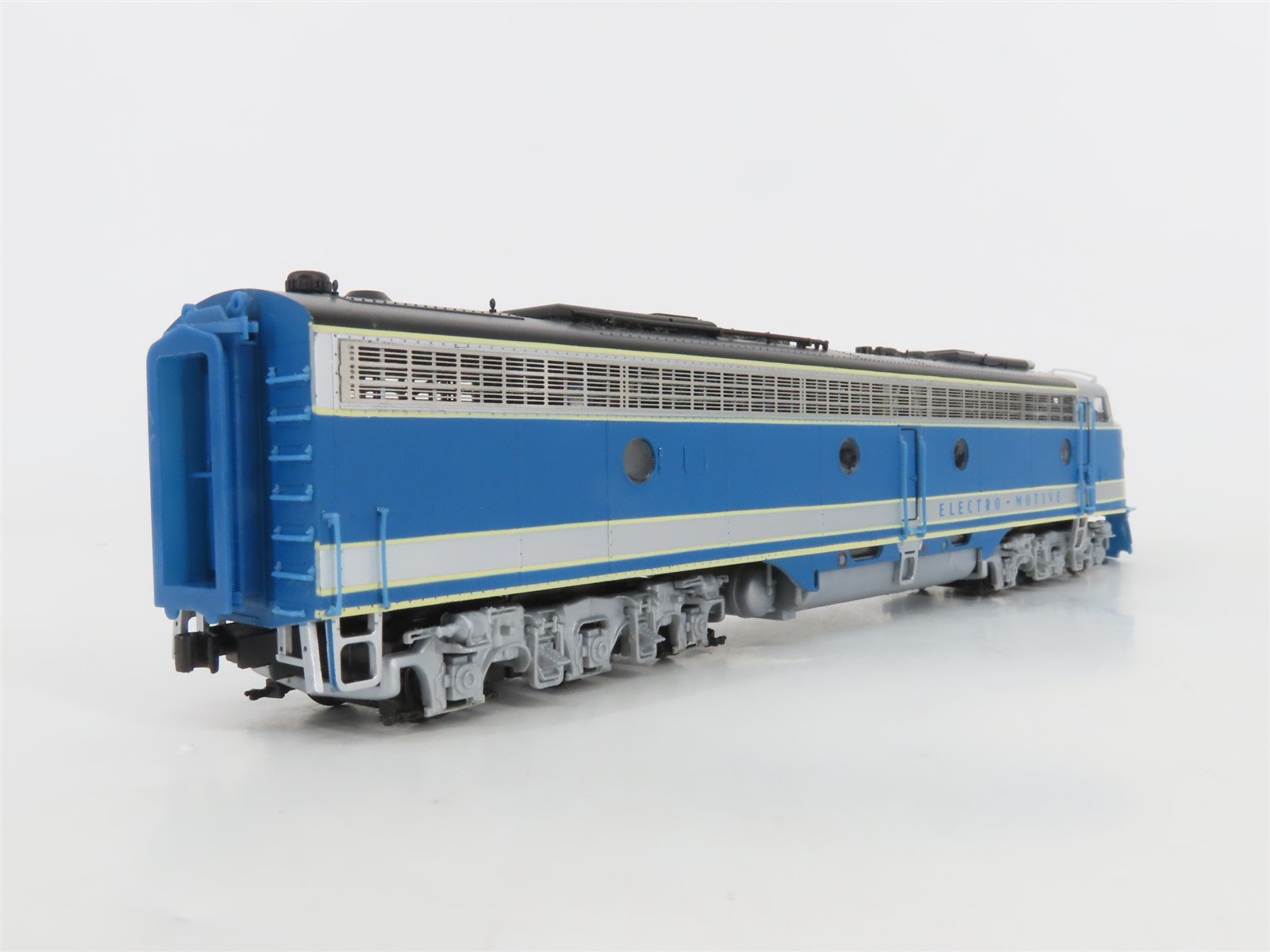 HO Scale Proto 2000 8177 Electro-Motive EMD Demonstrator E8/9 A/A Diesel Set