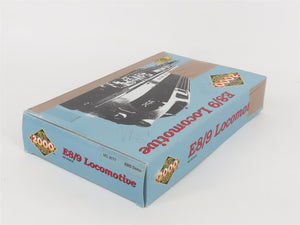 HO Scale Proto 2000 8177 Electro-Motive EMD Demonstrator E8/9 A/A Diesel Set