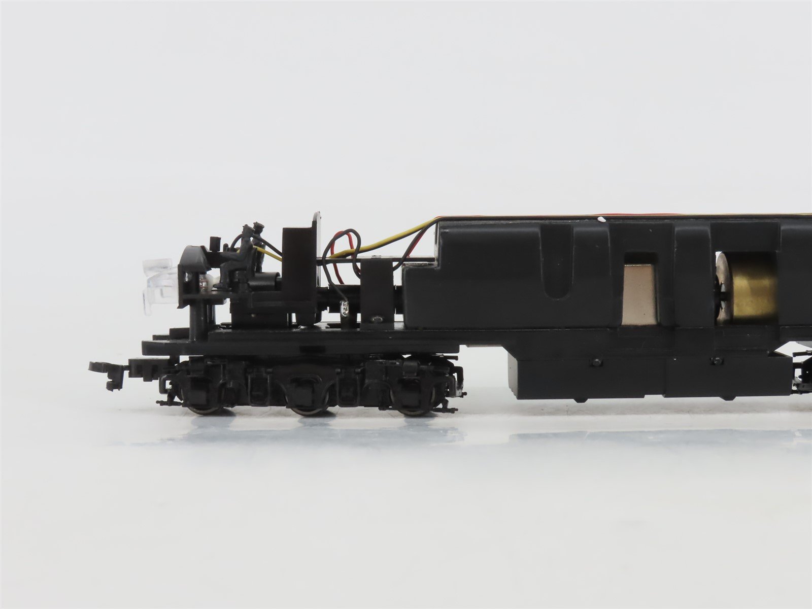 HO Scale Proto 2000 21072 Undecorated EMD E7A Diesel Locomotive - DCC Ready
