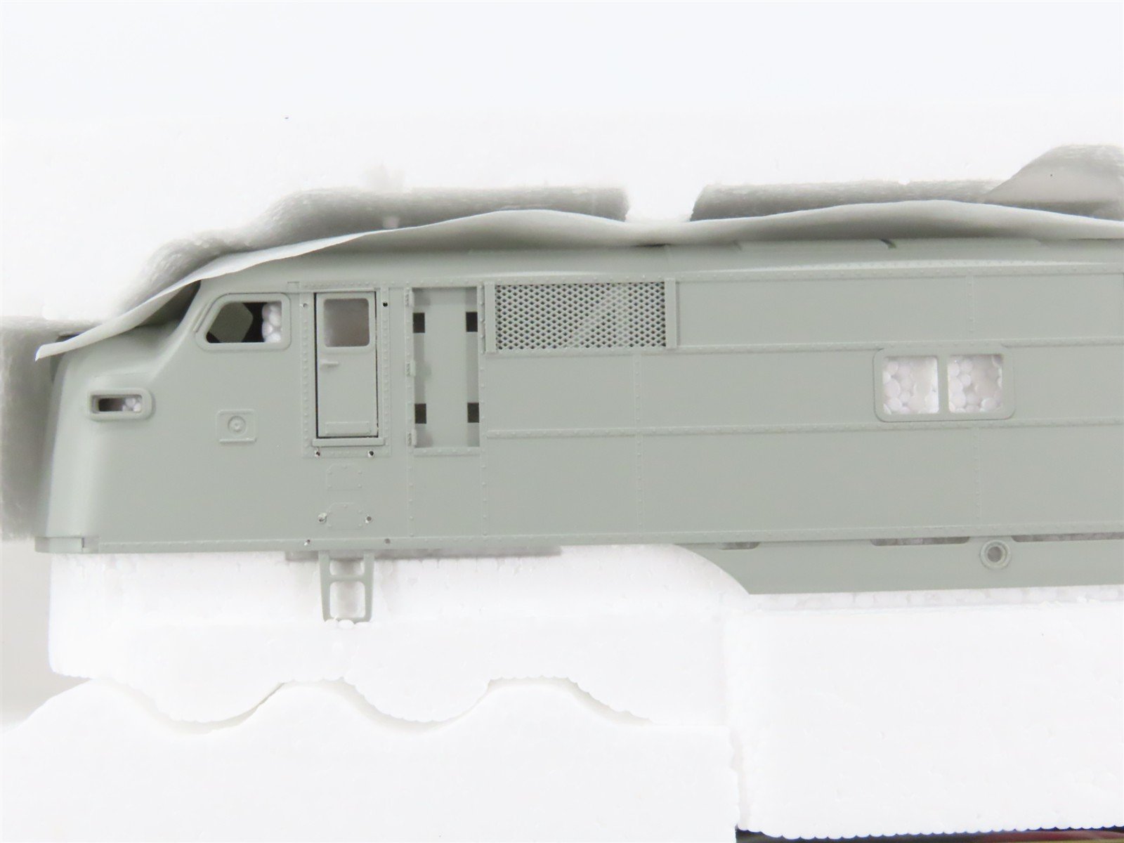 HO Scale Proto 2000 21072 Undecorated EMD E7A Diesel Locomotive - DCC Ready