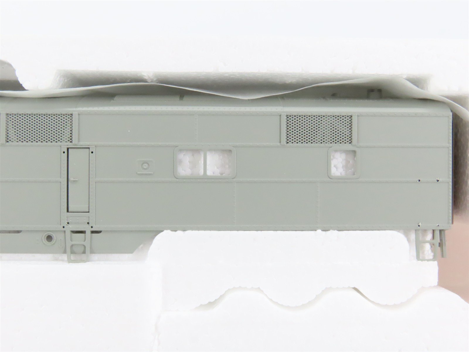 HO Scale Proto 2000 21072 Undecorated EMD E7A Diesel Locomotive - DCC Ready