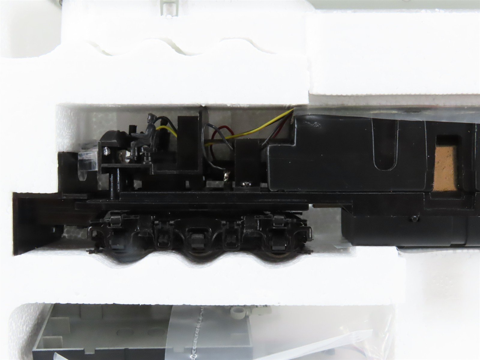 HO Scale Proto 2000 21072 Undecorated EMD E7A Diesel Locomotive - DCC Ready