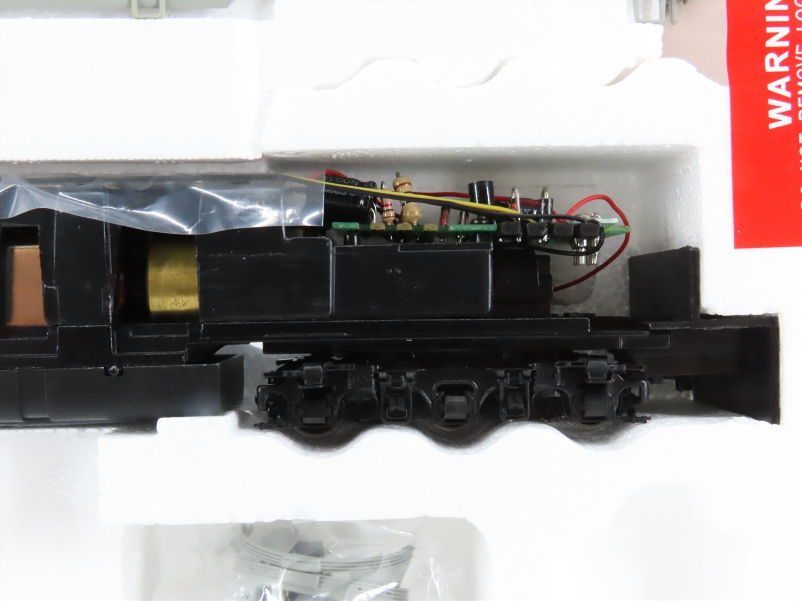 HO Scale Proto 2000 21072 Undecorated EMD E7A Diesel Locomotive - DCC Ready