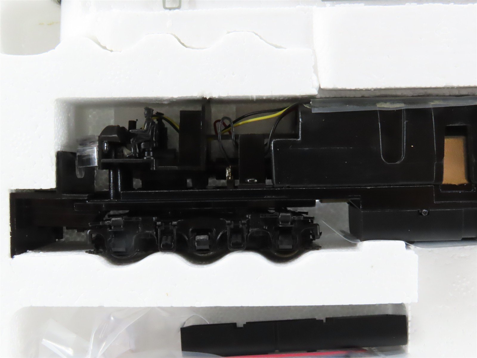 HO Scale Proto 2000 21072 Undecorated EMD E7A Diesel Locomotive - DCC Ready