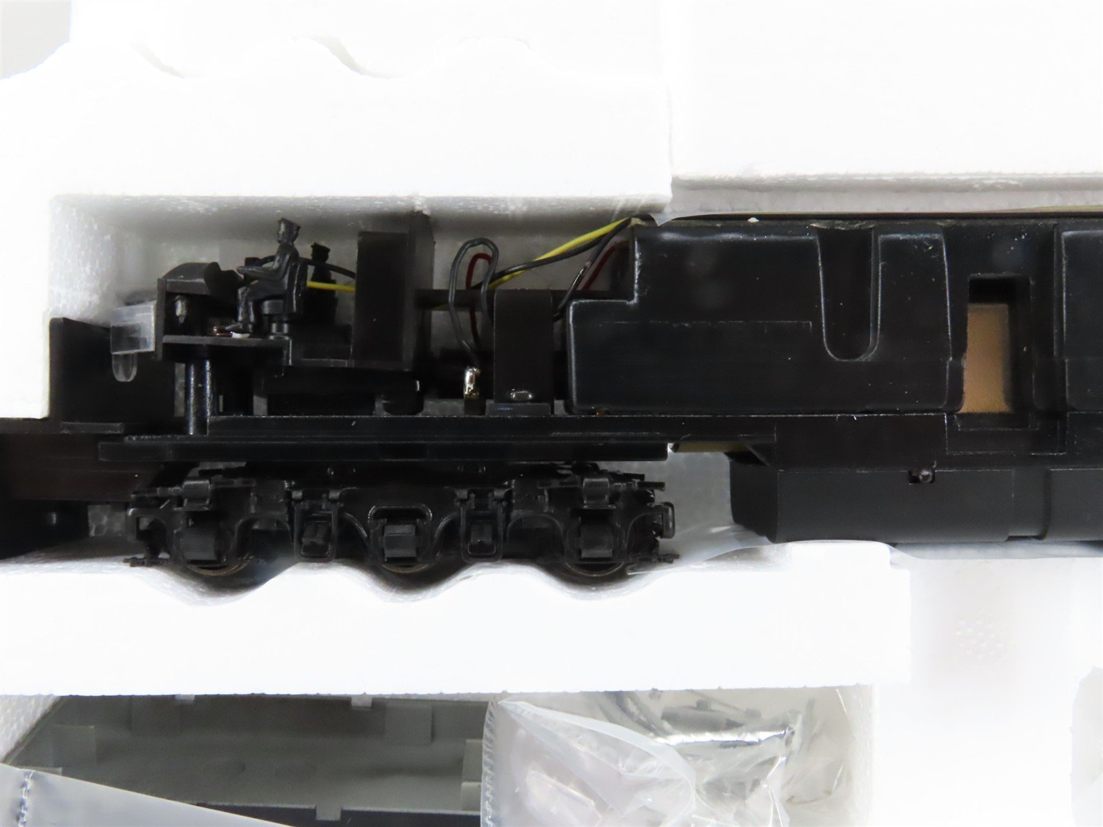HO Scale Proto 2000 21072 Undecorated EMD E7A Diesel Locomotive - DCC Ready
