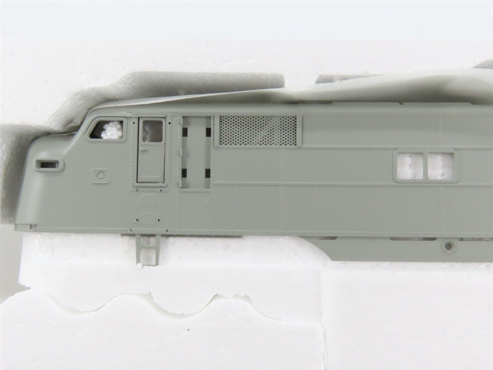 HO Scale Proto 2000 21072 Undecorated EMD E7A Diesel Locomotive - DCC Ready